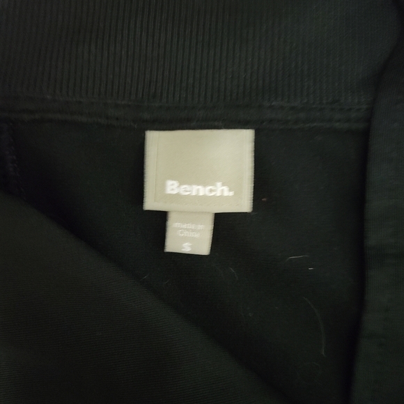 Black  Bench zip up - Picture 3 of 3